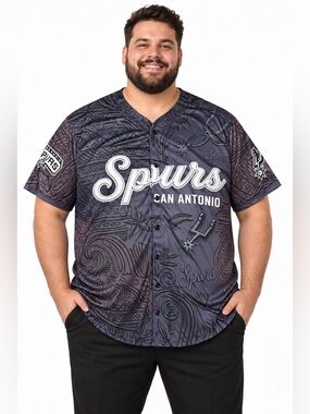 Brand New, San Antonio Spurs Graphic Button-Front Jersey Shirt Size 5XL